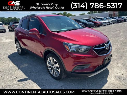 Used 2019 Buick Encore Preferred FWD image 1