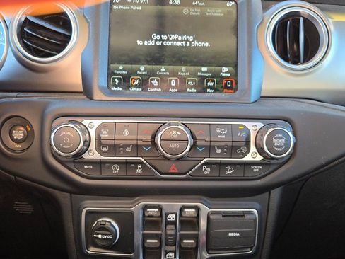 Used 2019 Jeep Wrangler Unlimited Rubicon image 19