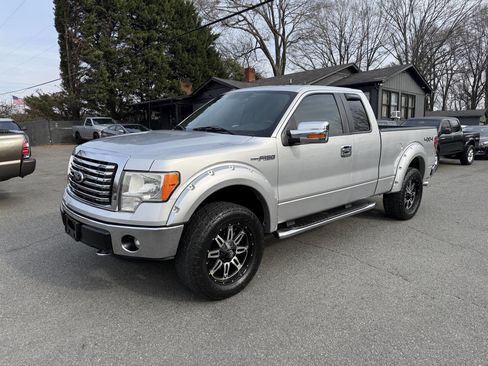 Used 2012 Ford F150 XLT w/ XLT Chrome Pkg image 2