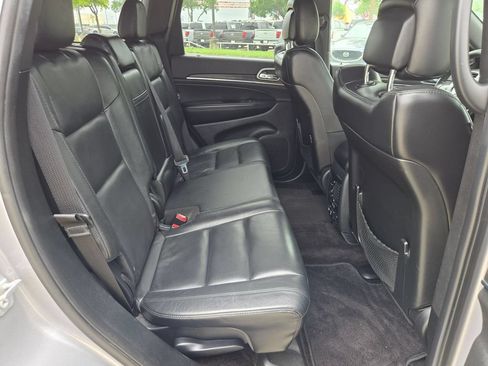 Used 2018 Jeep Grand Cherokee Limited AWD/4WD image 21