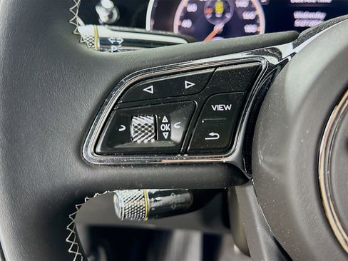 Used 2024 Bentley Flying Spur V8 AWD/4WD image 19