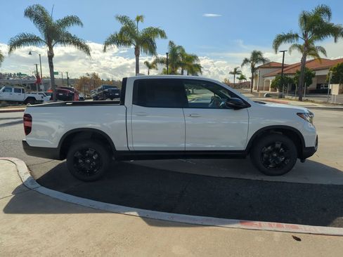 New 2026 Honda Ridgeline Black Edition image 6