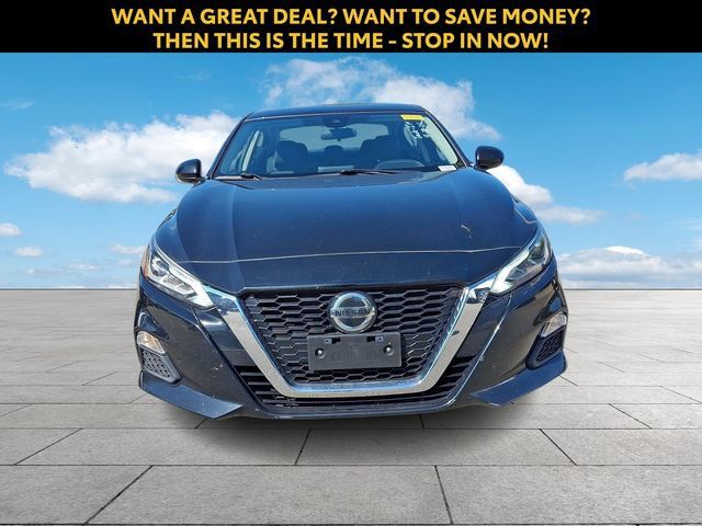 Used 2022 Nissan Altima 2.5 SV FWD image 3