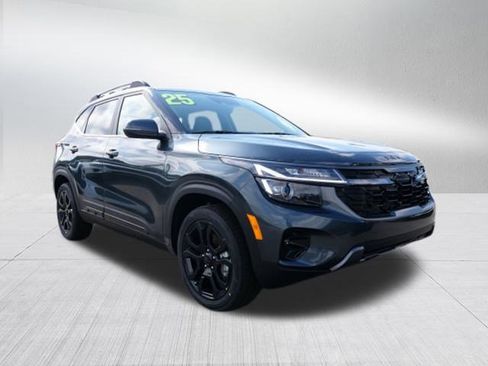 New 2025 Kia Seltos X-Line image 9