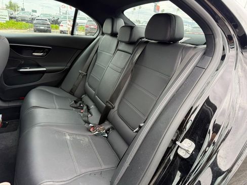 Used 2025 Mercedes-Benz C 300 4MATIC Sedan image 4