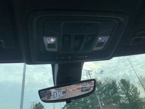 Used 2020 Chevrolet Silverado 1500 High Country w/ Technology Package image 22