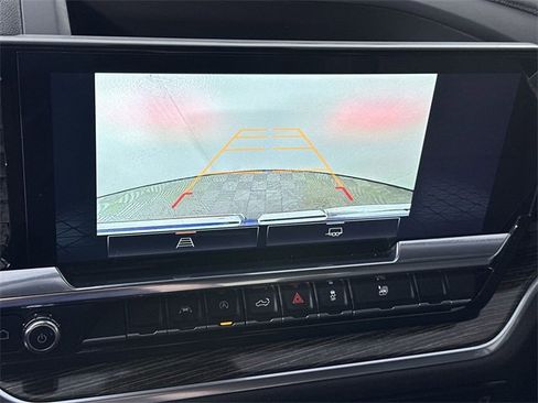 Used 2022 GMC Sierra 1500 Elevation image 15