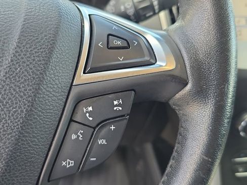 Used 2019 Ford Edge SEL w/ Equipment Group 201A FWD image 17