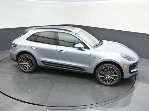 New 2026 Porsche Macan AWD/4WD image 28
