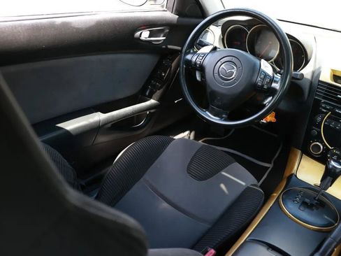 Used 2006 MAZDA RX-8 w/ Touring Pkg RWD image 20