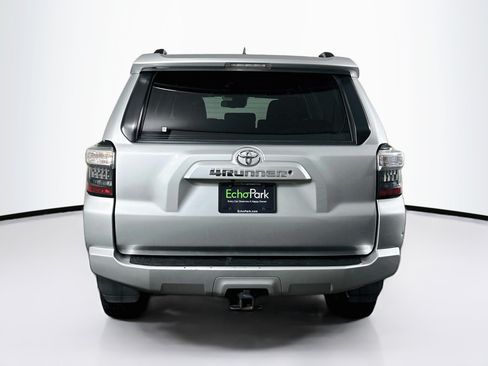 Used 2021 Toyota 4Runner SR5 AWD/4WD image 7