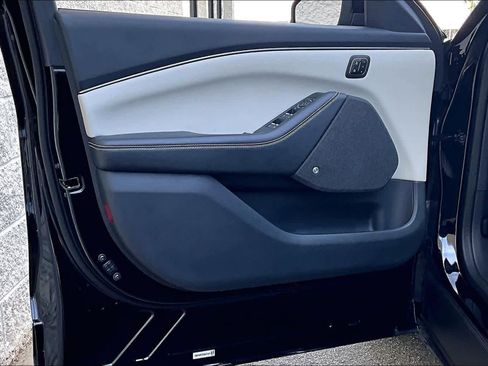 Used 2024 Ford Mustang Mach-E Premium image 21