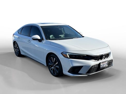 Used 2023 Honda Civic EX-L image 7