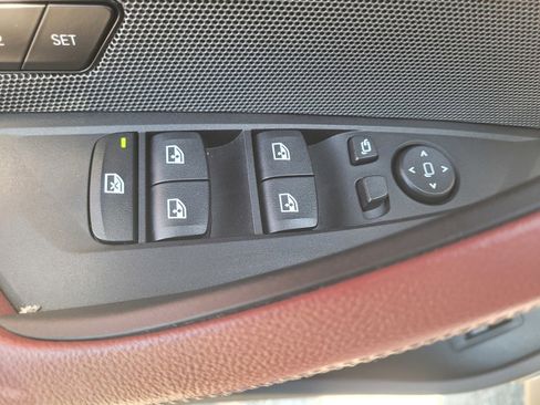 Used 2023 BMW i4 eDrive35 image 18