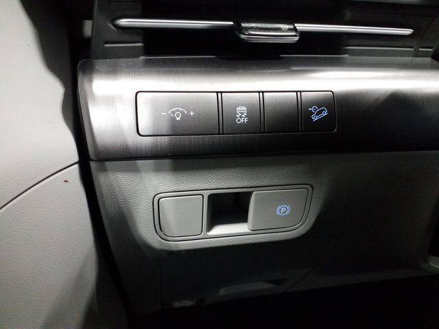 New 2026 Hyundai Kona SEL Sport AWD/4WD image 11