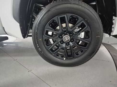 New 2026 Toyota Tundra Limited image 13