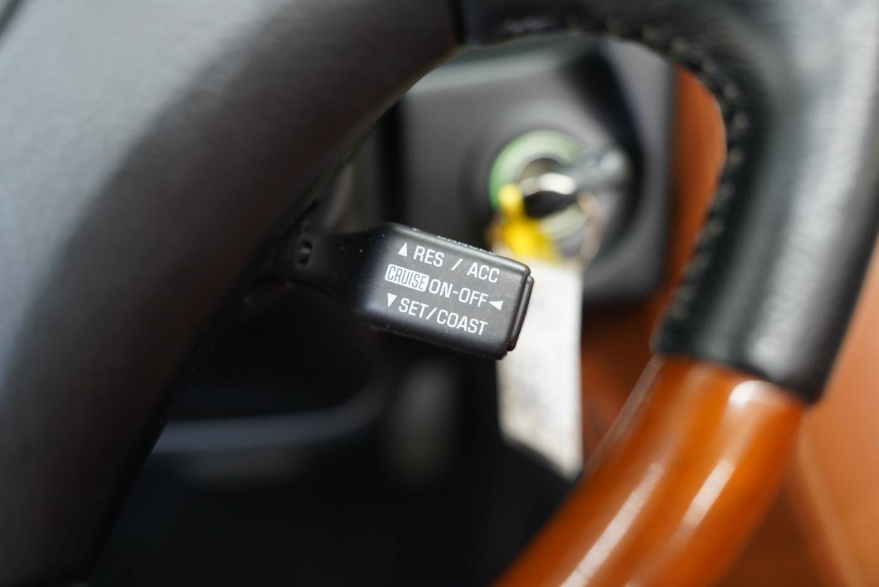 Used 2002 Lexus SC 430 Convertible RWD image 20