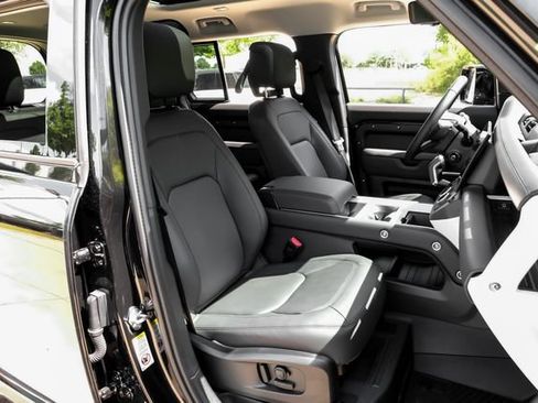 New 2026 Land Rover Defender 110 X-Dynamic SE AWD/4WD image 43