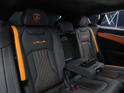 Used 2023 Lamborghini Urus S AWD/4WD image 28