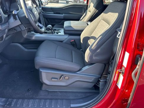 Used 2025 Ford F150 XLT w/ Equipment Group 302A MID image 9