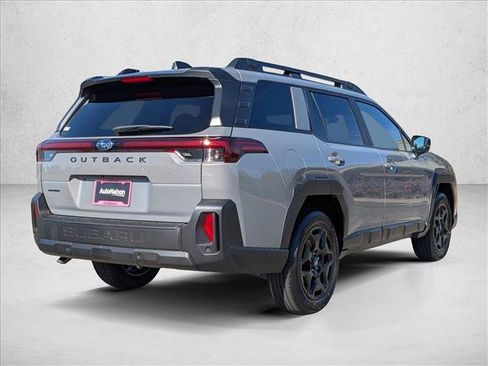 Used 2026 Subaru Outback Limited AWD/4WD image 2