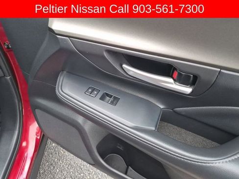 Used 2025 Toyota Grand Highlander AWD image 16