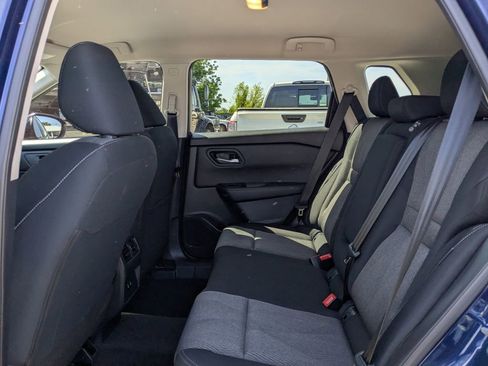 Used 2026 Nissan Rogue SV image 13