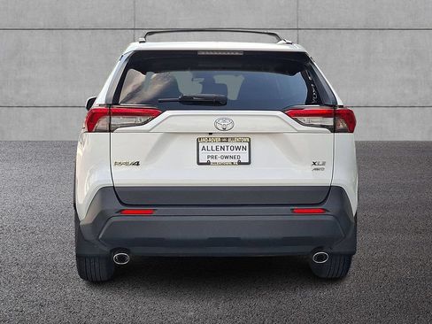 Used 2020 Toyota RAV4 XLE w/ Convenience Package AWD/4WD image 5