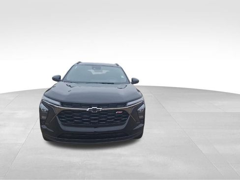 New 2026 Chevrolet Trax RS w/ Driver Confidence Package image 5