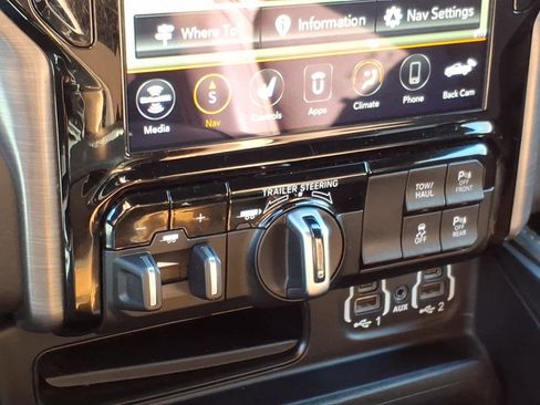 Used 2021 RAM 1500 Limited image 9