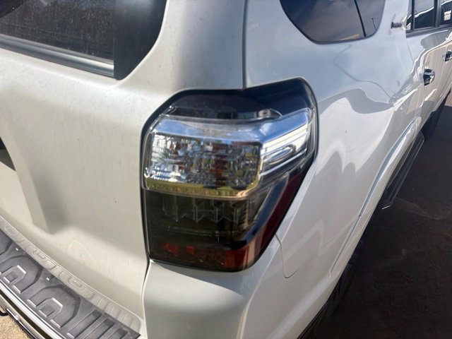 Used 2019 Toyota 4Runner Limited RWD image 7