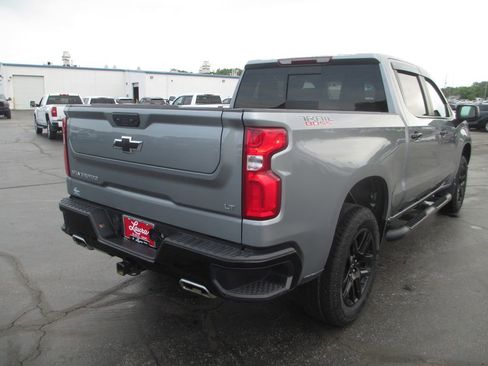 Used 2024 Chevrolet Silverado 1500 LT Trail Boss w/ Convenience Package II AWD/4WD image 6