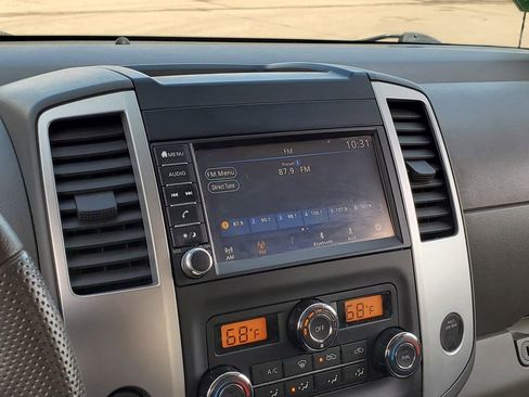 Used 2020 Nissan Frontier SV w/ Midnight Edition Floor Mats image 25