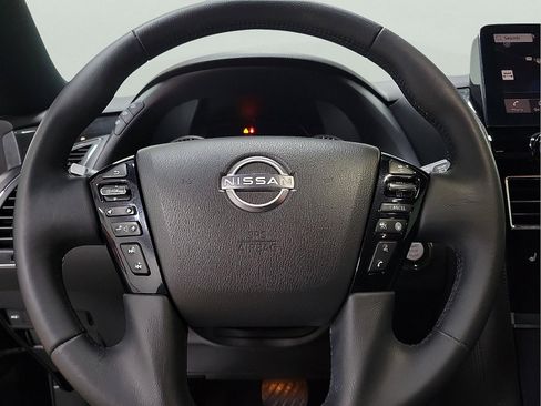 Used 2022 Nissan Armada SL w/ Midnight Edition Package AWD/4WD image 18