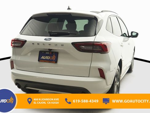 Used 2023 Ford Escape ST-Line image 10