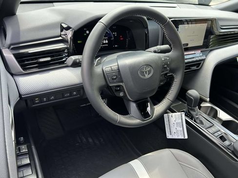 New 2026 Toyota Camry SE FWD image 12