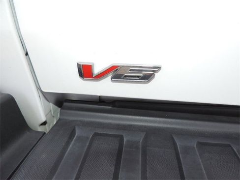 Used 2022 GMC Canyon AT4 image 20