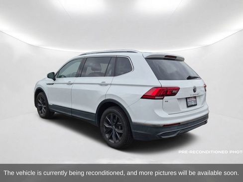 Used 2022 Volkswagen Tiguan SE FWD image 8