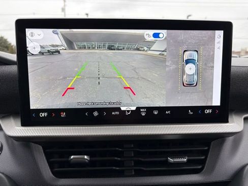 Used 2025 Ford Explorer ST-Line image 31