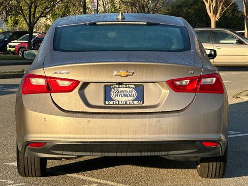 Used 2024 Chevrolet Malibu LT image 5