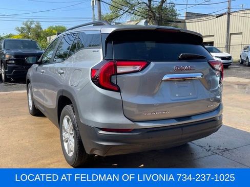 Used 2023 GMC Terrain SLE w/ Driver Convenience Package AWD/4WD image 2