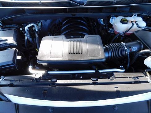 Used 2024 GMC Yukon SLE image 49