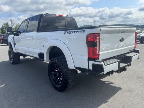 Used 2024 Ford F250 Lariat w/ Lariat Ultimate Package AWD/4WD image 6