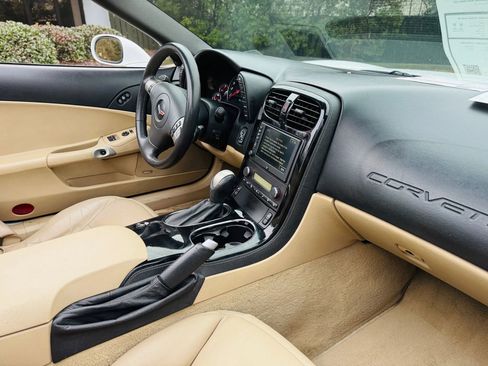 Used 2009 Chevrolet Corvette Coupe w/ Preferred Equipment Group image 51