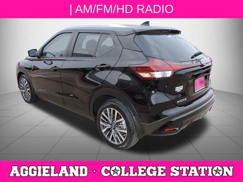 Certified 2023 Nissan Kicks SV FWD image 6