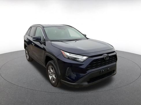 Used 2025 Toyota RAV4 XLE image 3