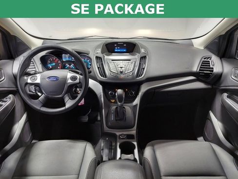 Used 2016 Ford Escape SE image 2