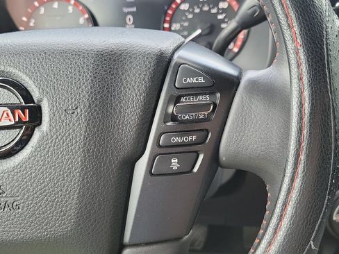 Used 2021 Nissan Titan PRO-4X w/ Pro-4x Convenience Package AWD/4WD image 28
