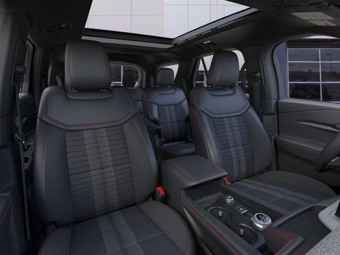 New 2026 Ford Explorer ST-Line w/ ST-Line Street Pack AWD/4WD image 14