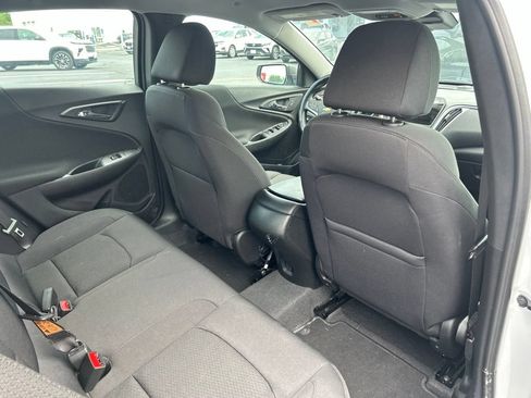 Used 2023 Chevrolet Malibu LS FWD image 32